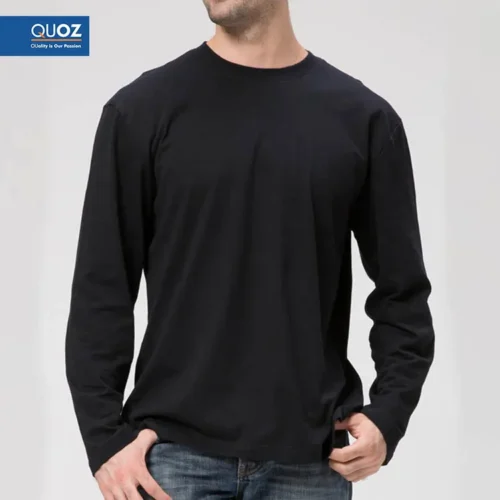 Black QUOZ blank long sleeve tee front view, combed cotton long sleeve t-shirt with regular fit